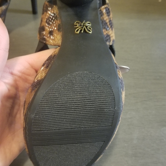 Simply Vera by Vera Wang Leopard print size 7 - Picture 7 of 8